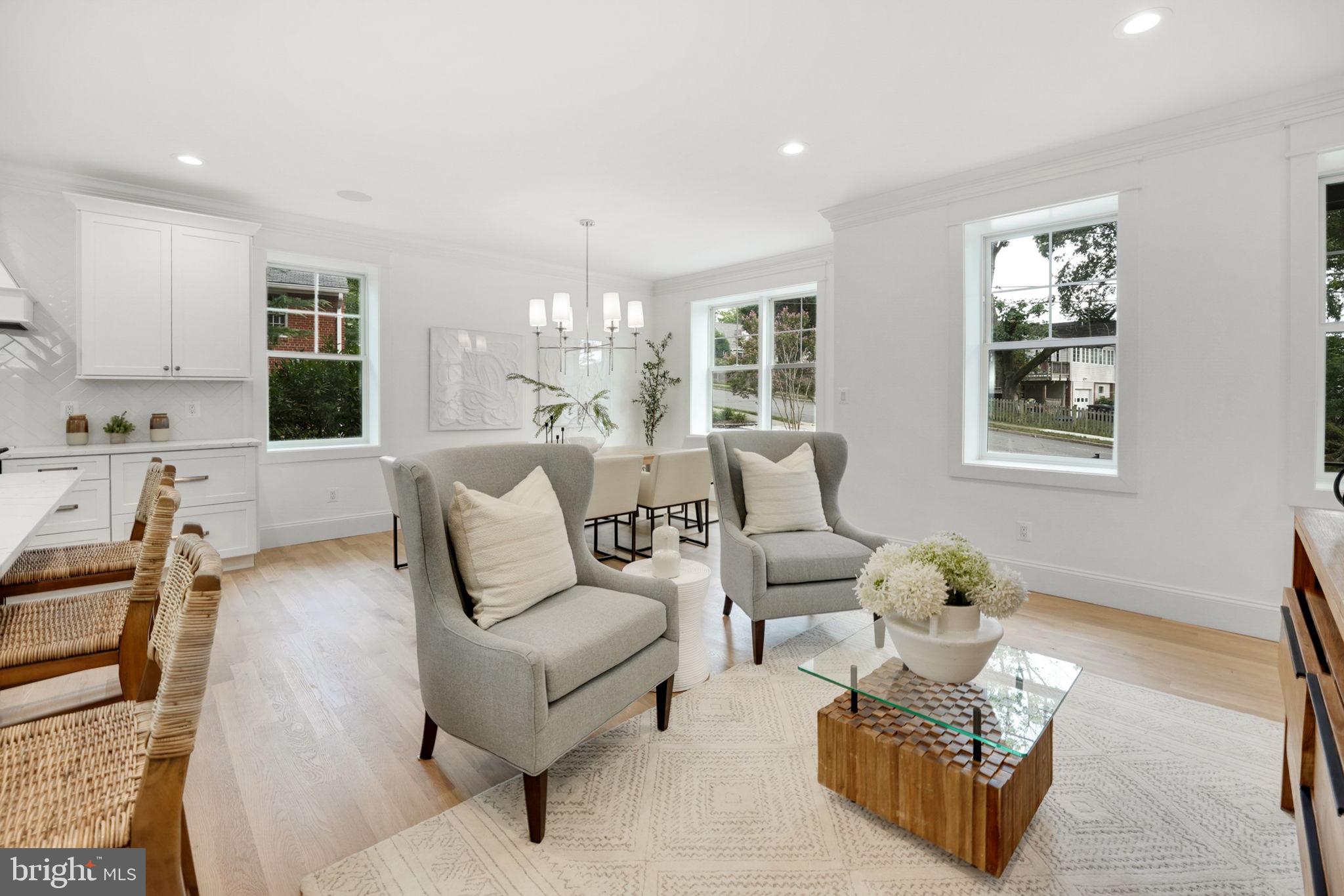 1103 Trinity Dr