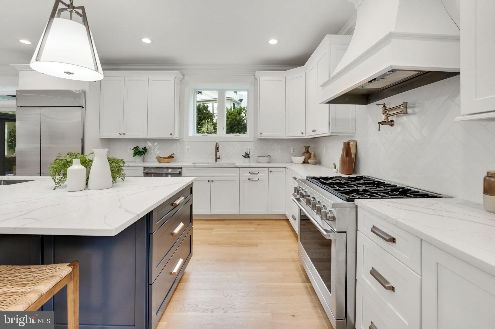 1103 Trinity Dr
