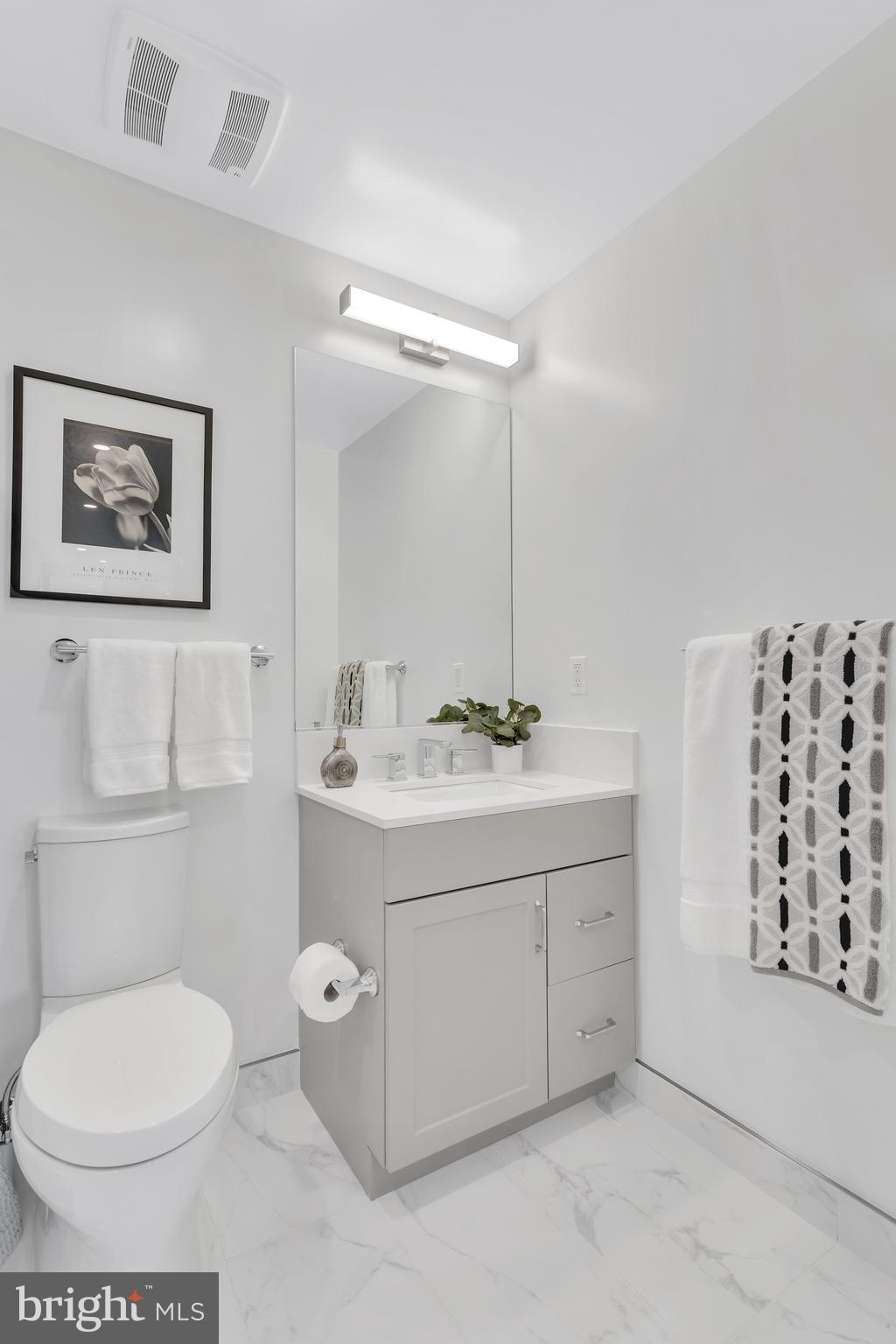 801 N Fairfax St #319