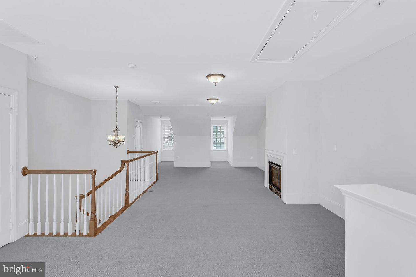 711 Miller Ln