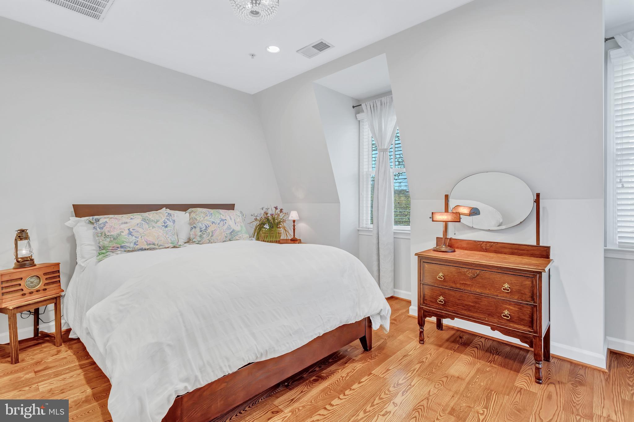 709 Carpenter Rd