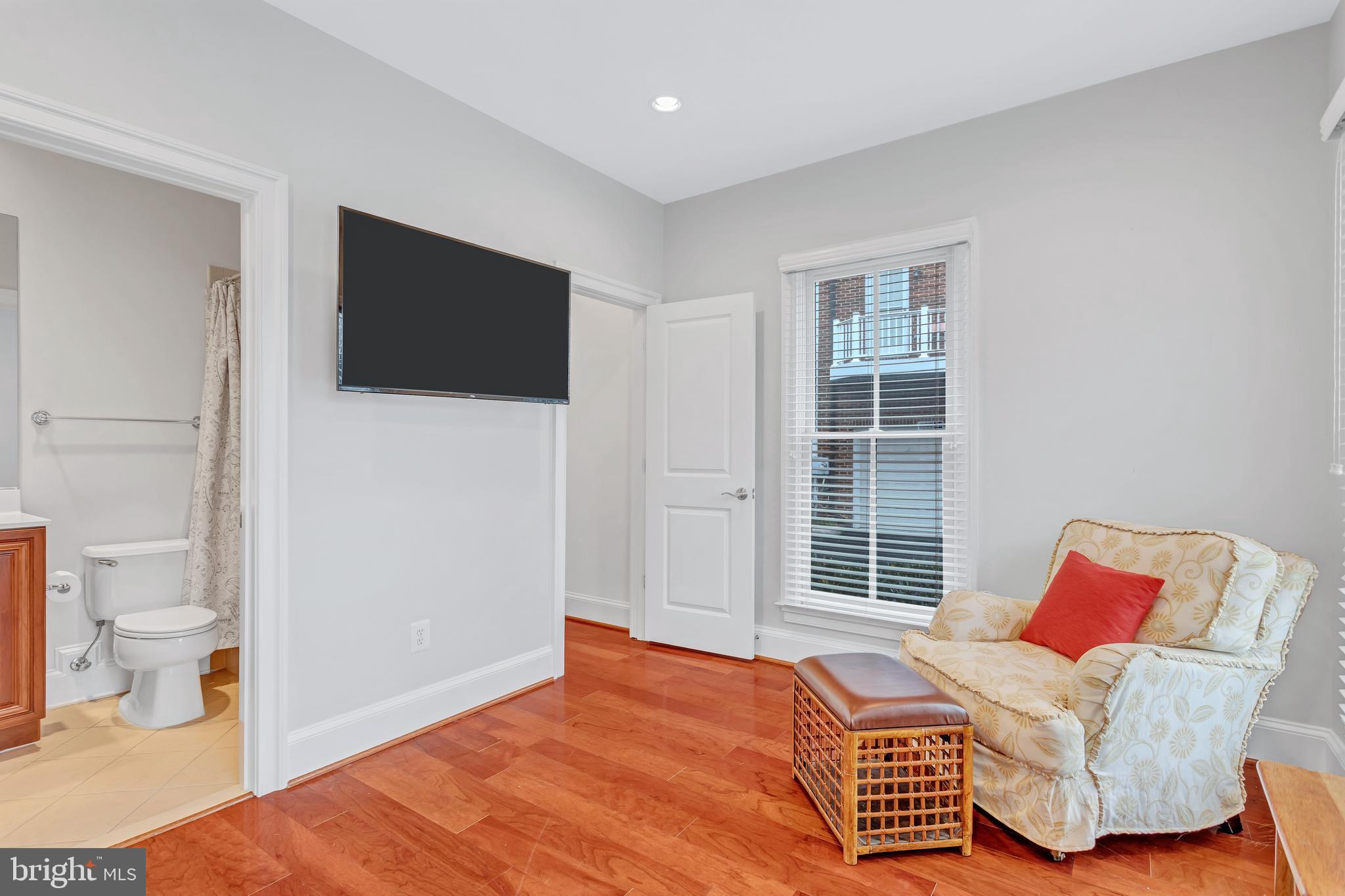 709 Carpenter Rd
