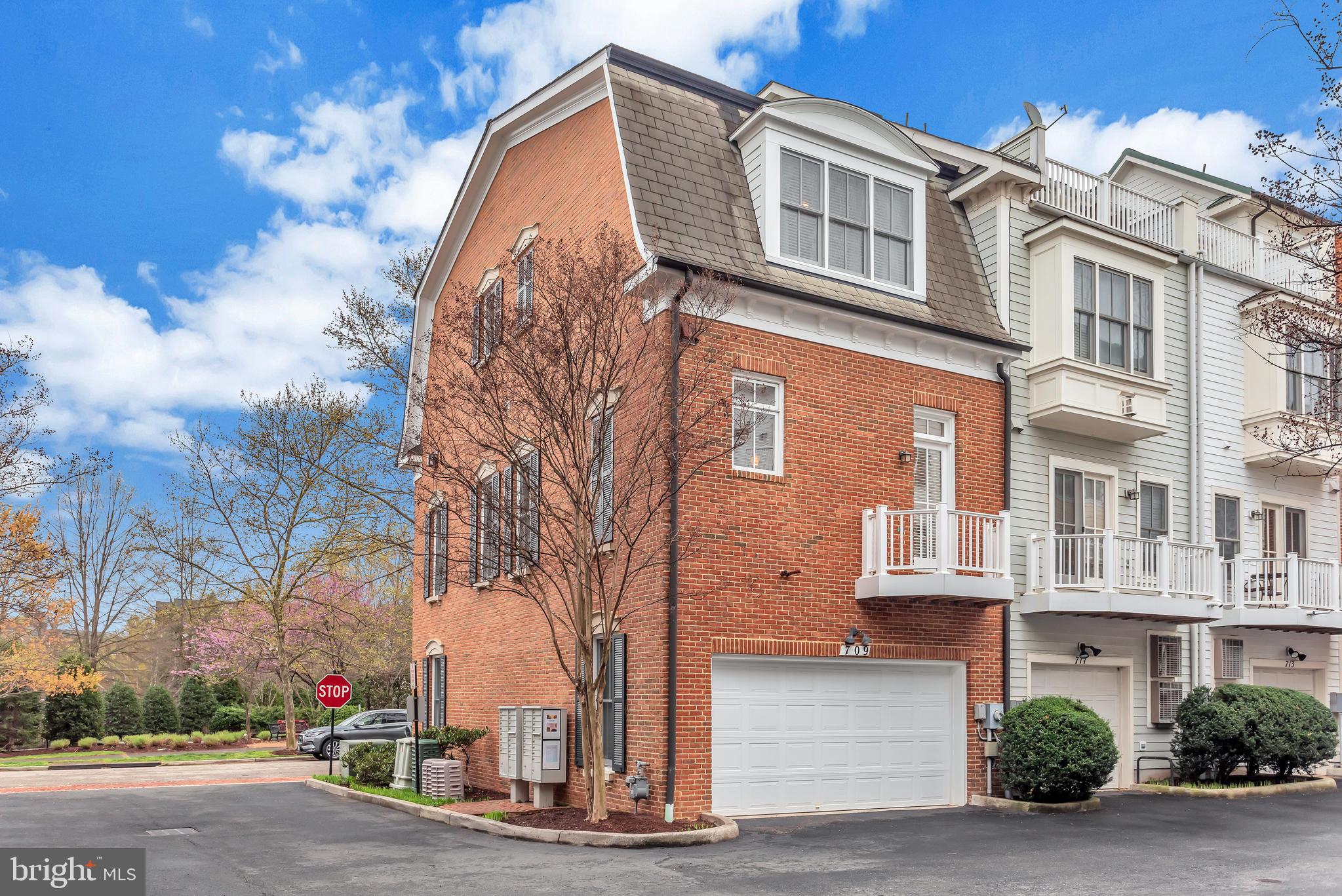 709 Carpenter Rd