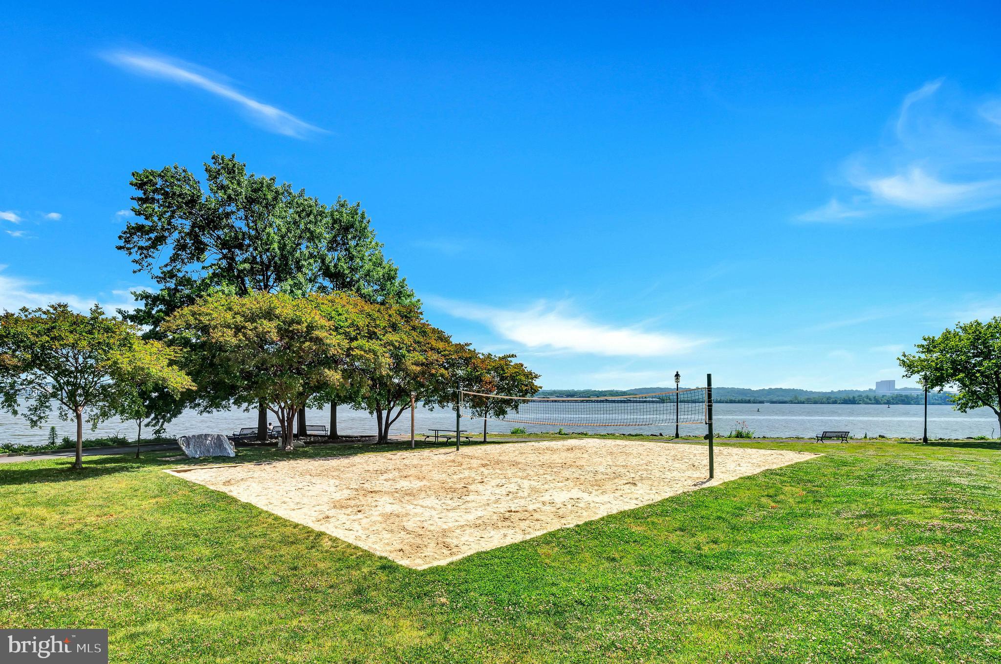 709 Carpenter Rd