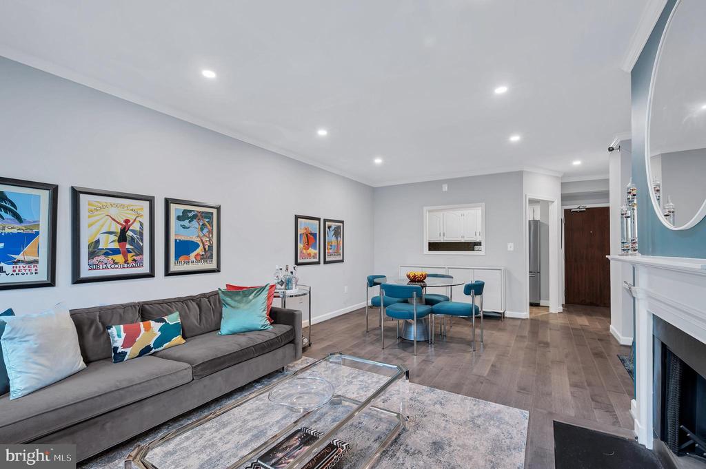 800 S SAINT ASAPH ST #408