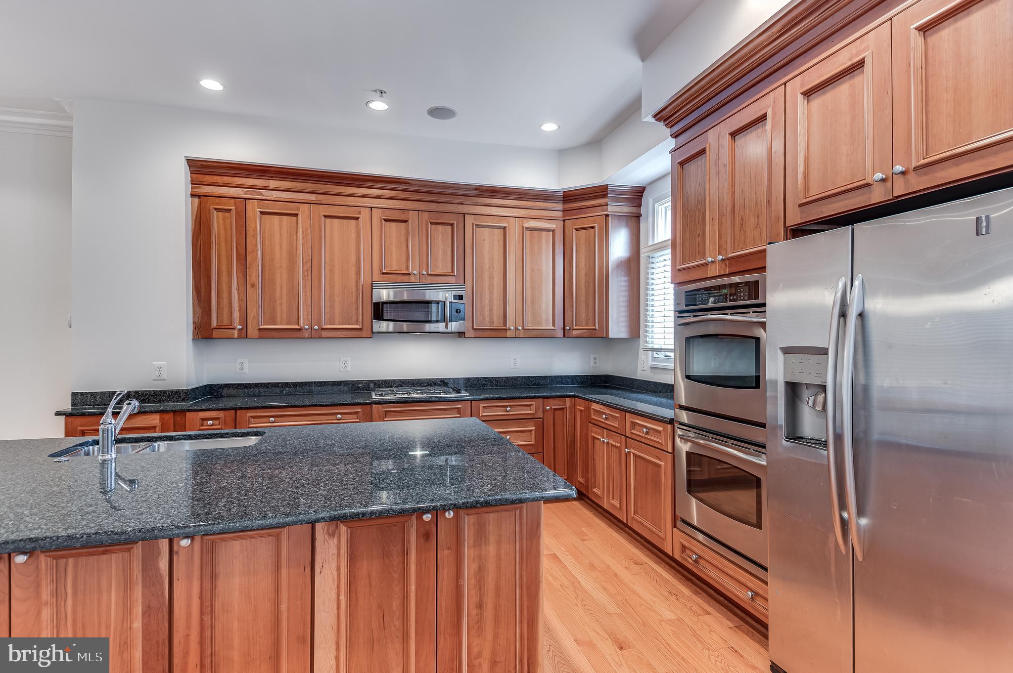 1830 POTOMAC GREENS DR