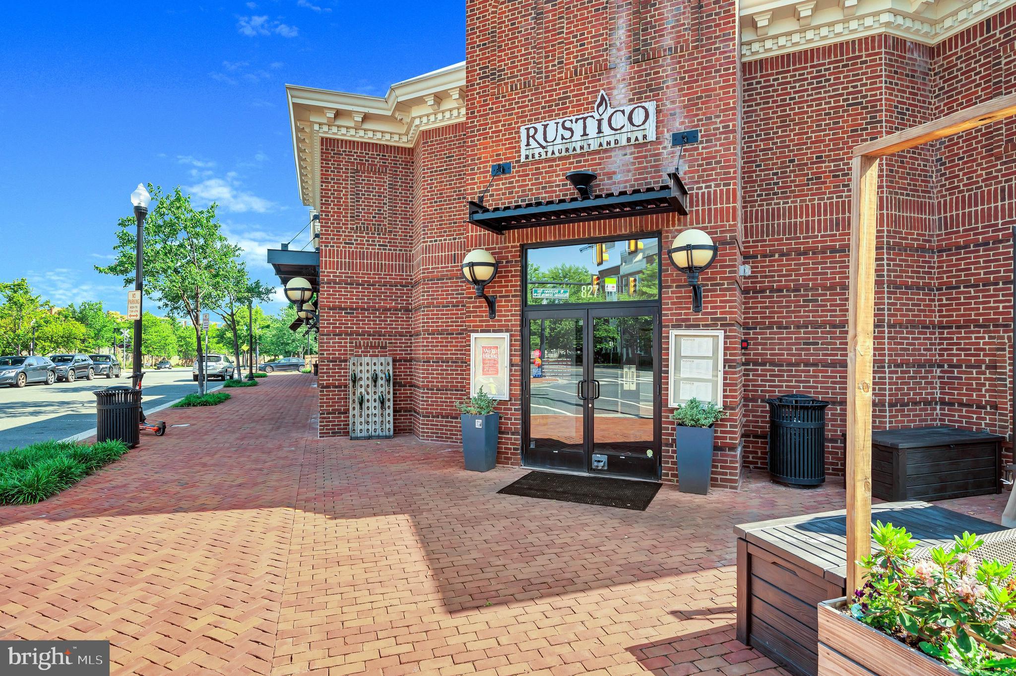 1830 POTOMAC GREENS DR