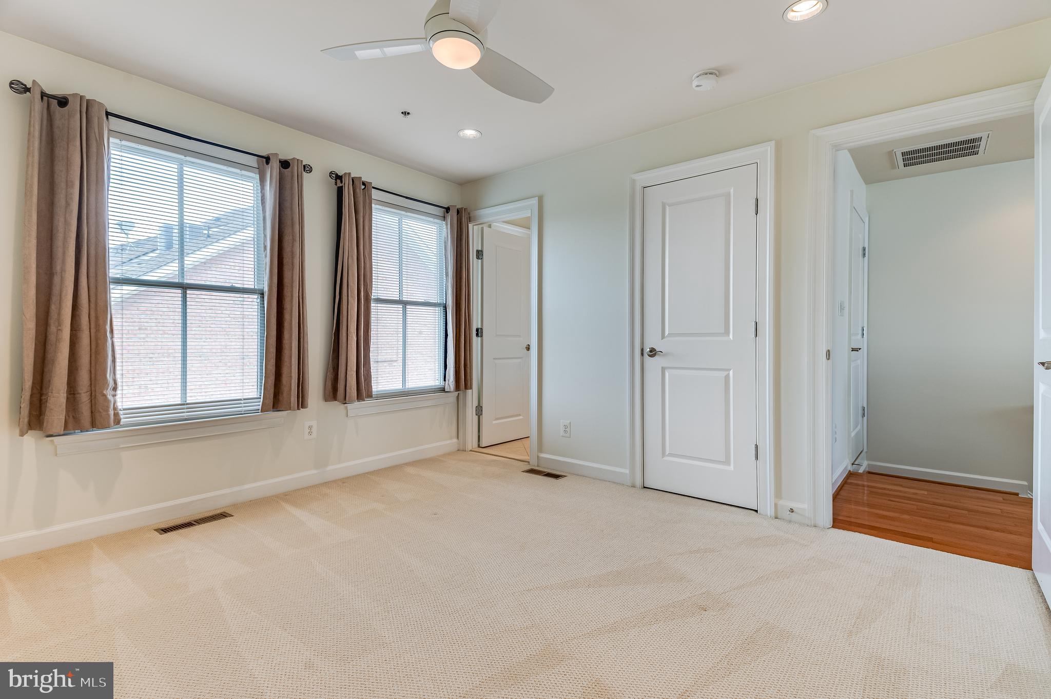 1830 POTOMAC GREENS DR