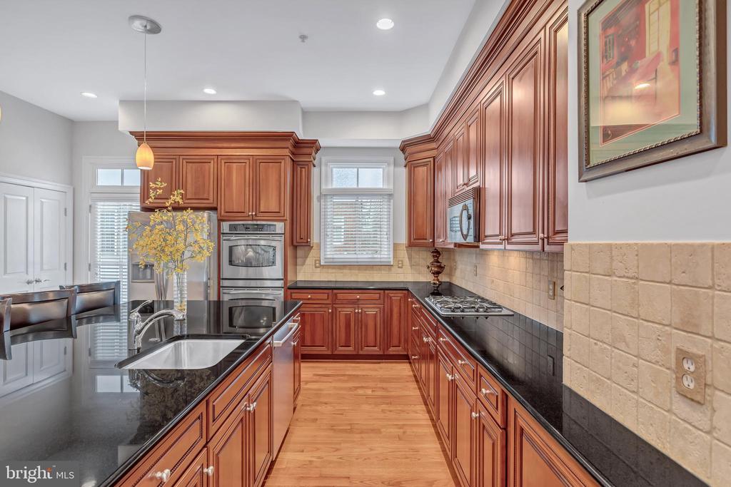 709 CARPENTER RD