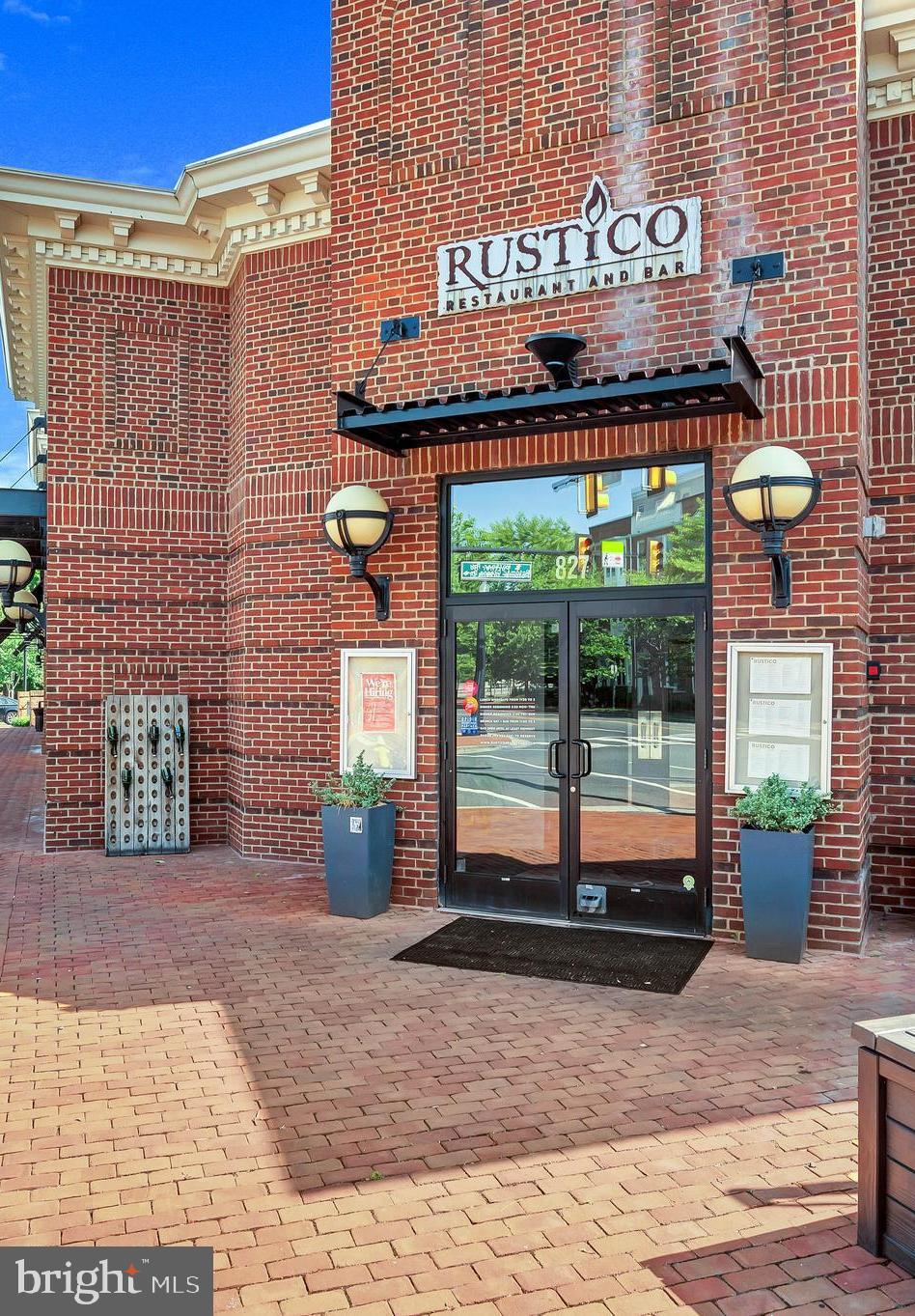 1762 Potomac Greens Dr