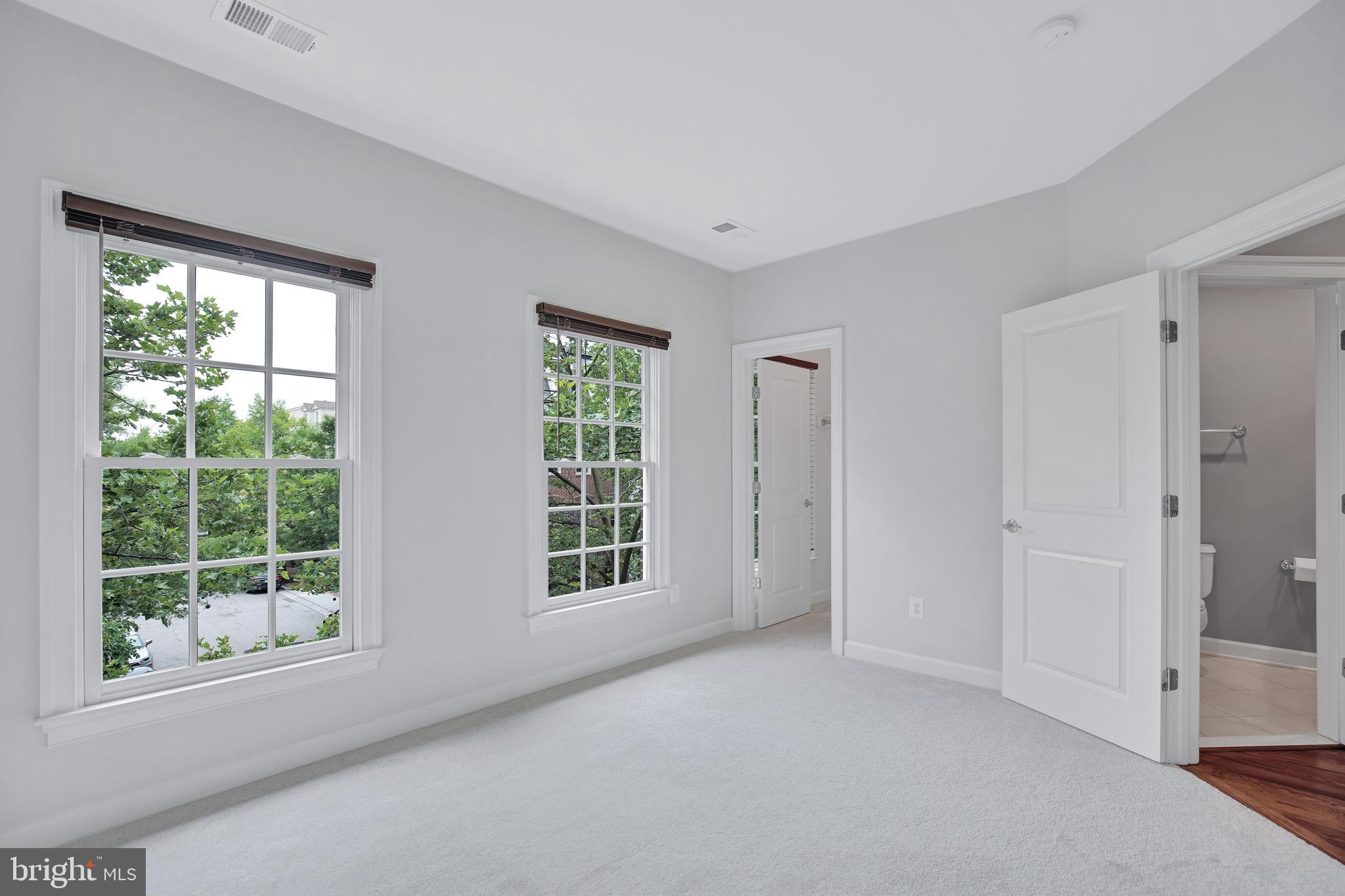 1762 Potomac Greens Dr