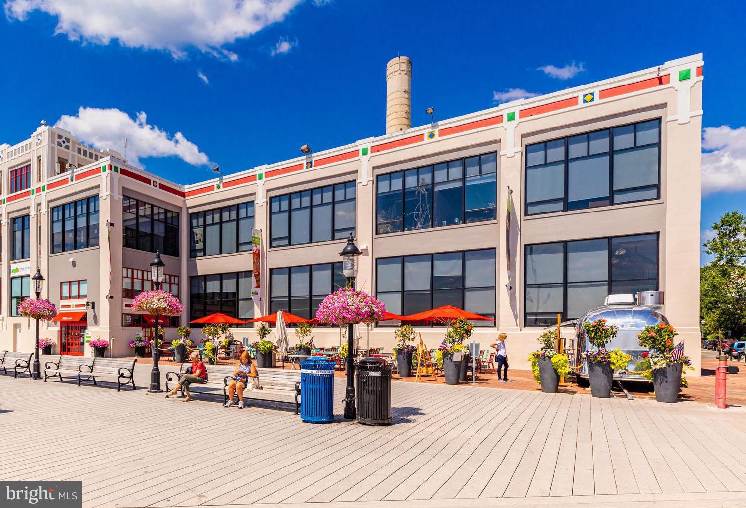 1762 Potomac Greens Dr