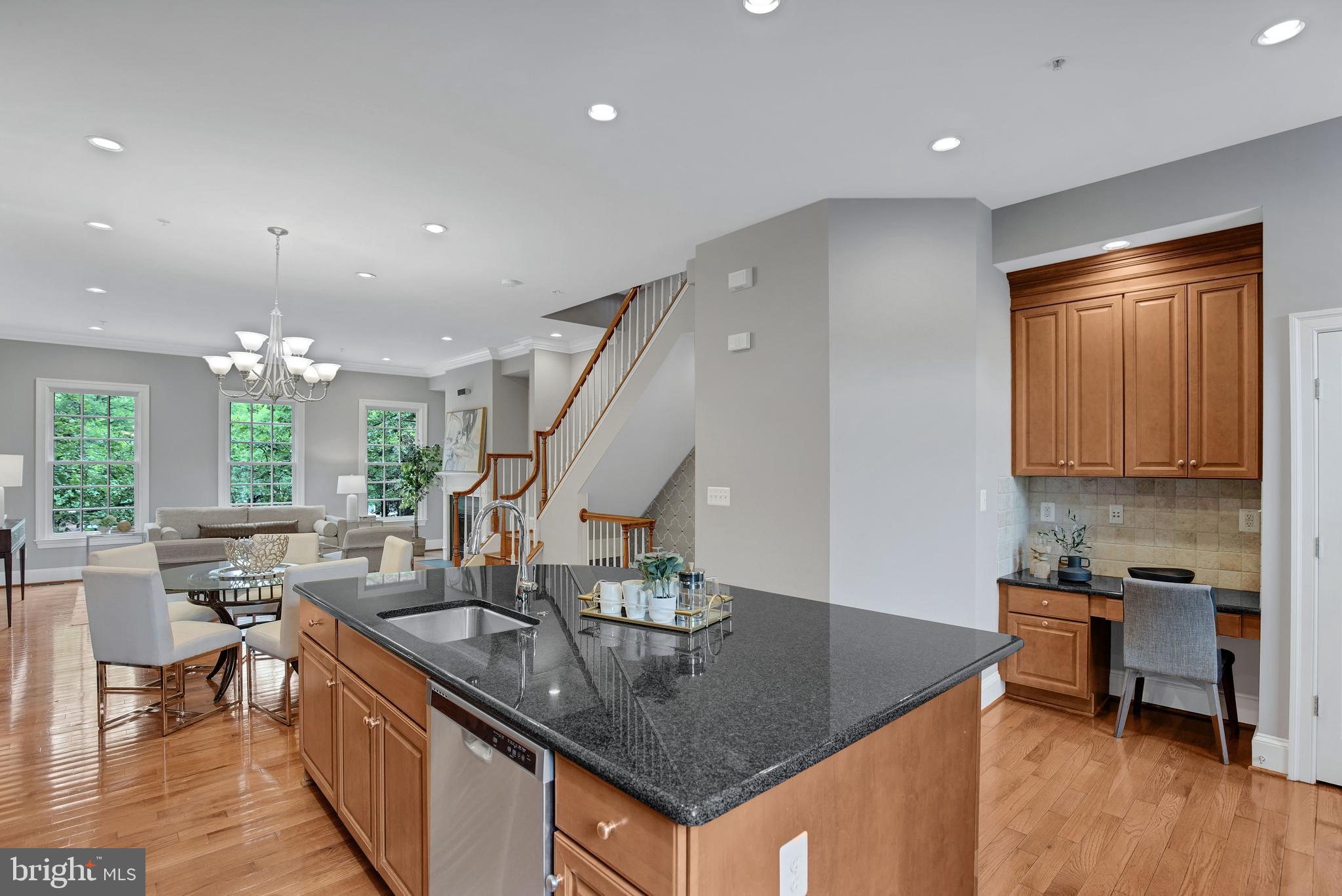 1762 Potomac Greens Dr