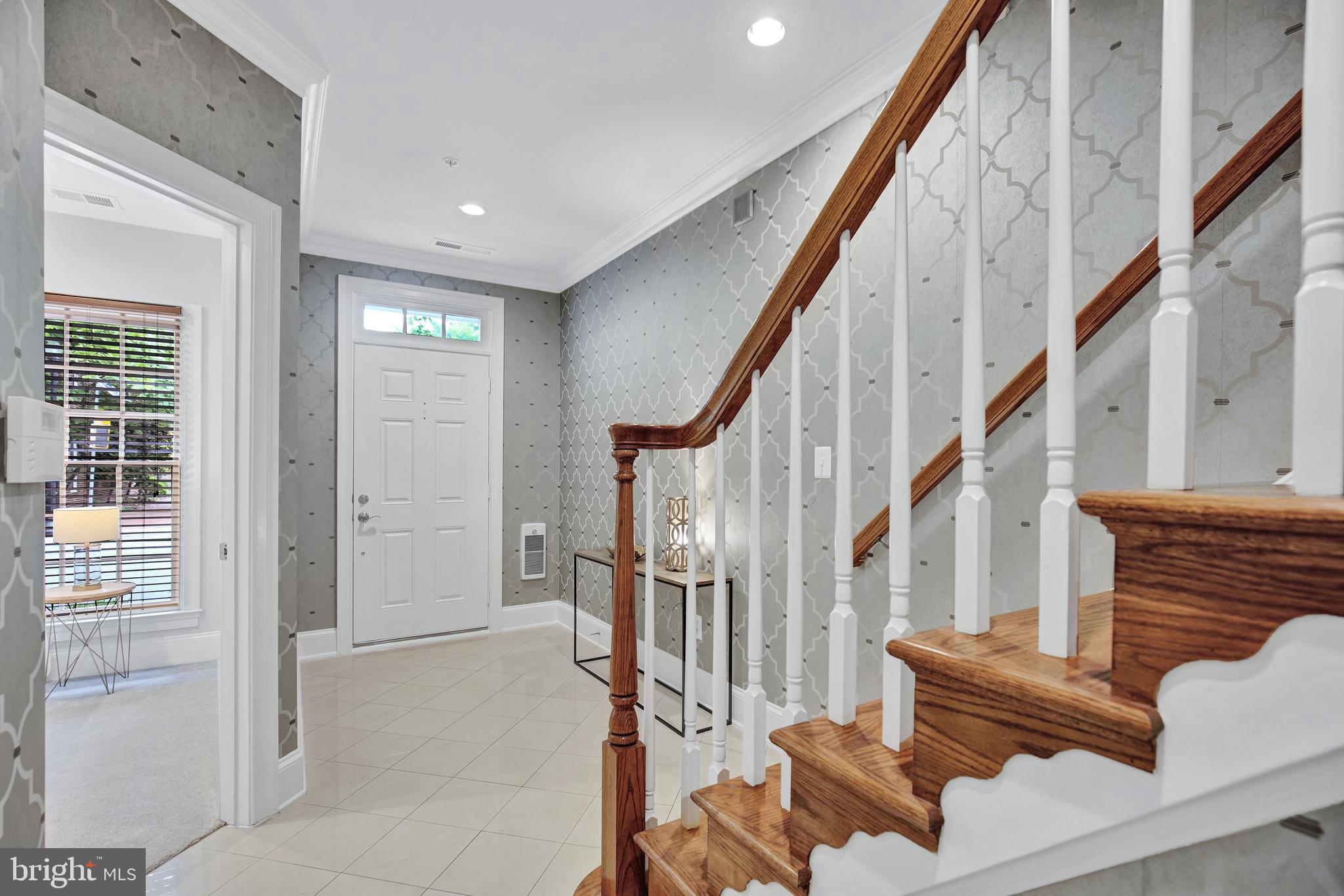 1762 Potomac Greens Dr