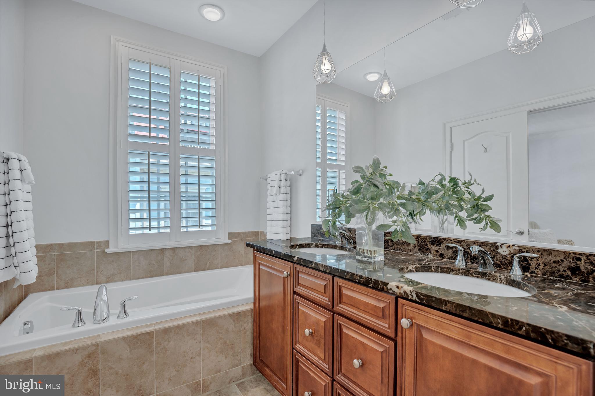 1857 Potomac Greens Dr