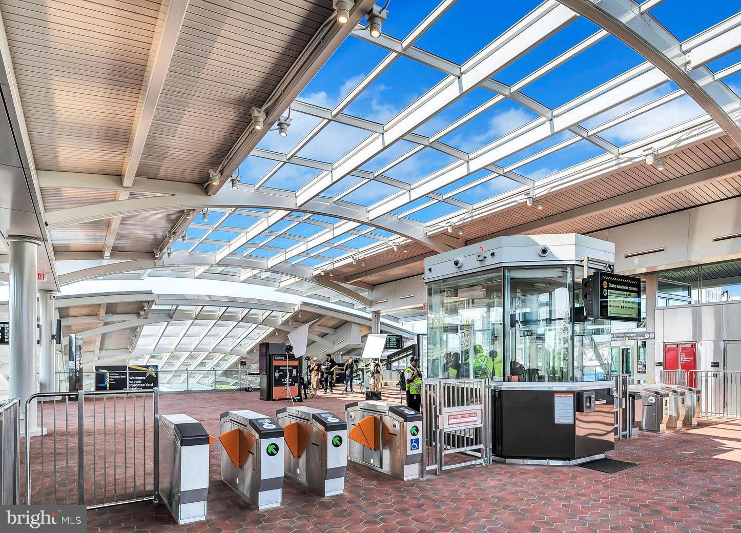 1857 Potomac Greens Dr