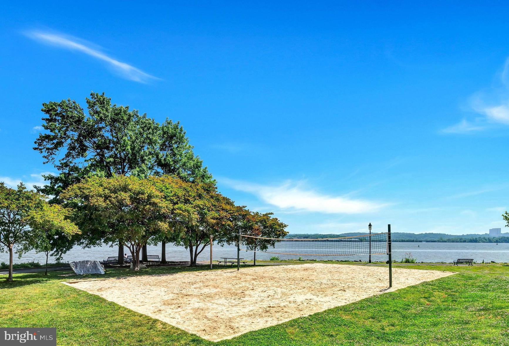 1857 Potomac Greens Dr