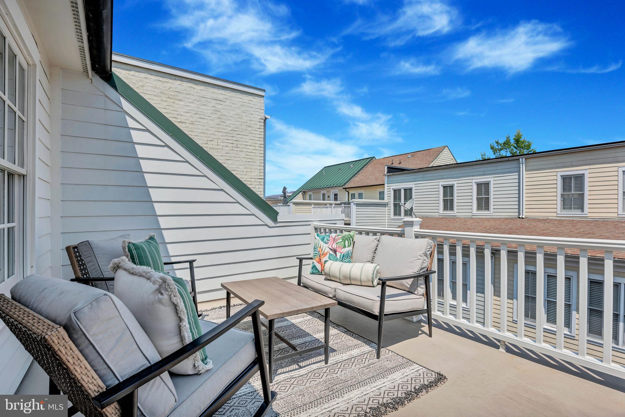 715 Carpenter Rd