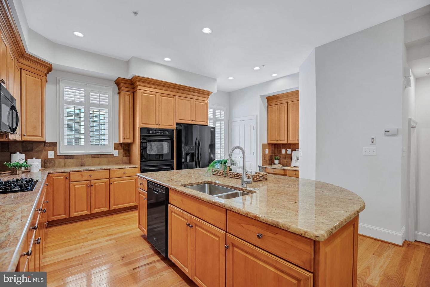 715 Carpenter Rd