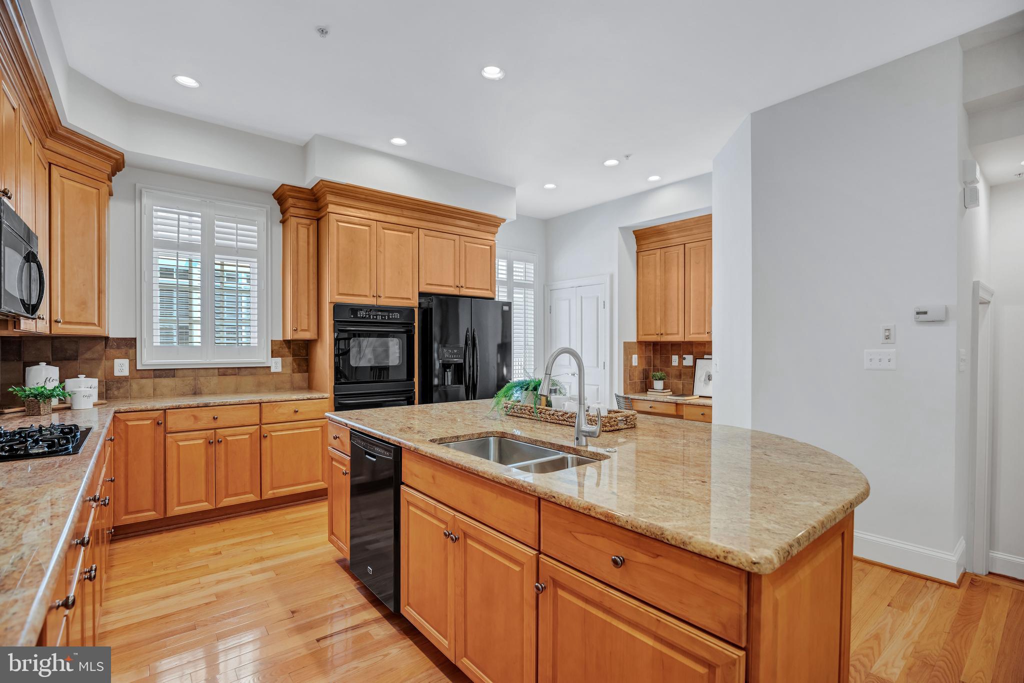 715 Carpenter Rd