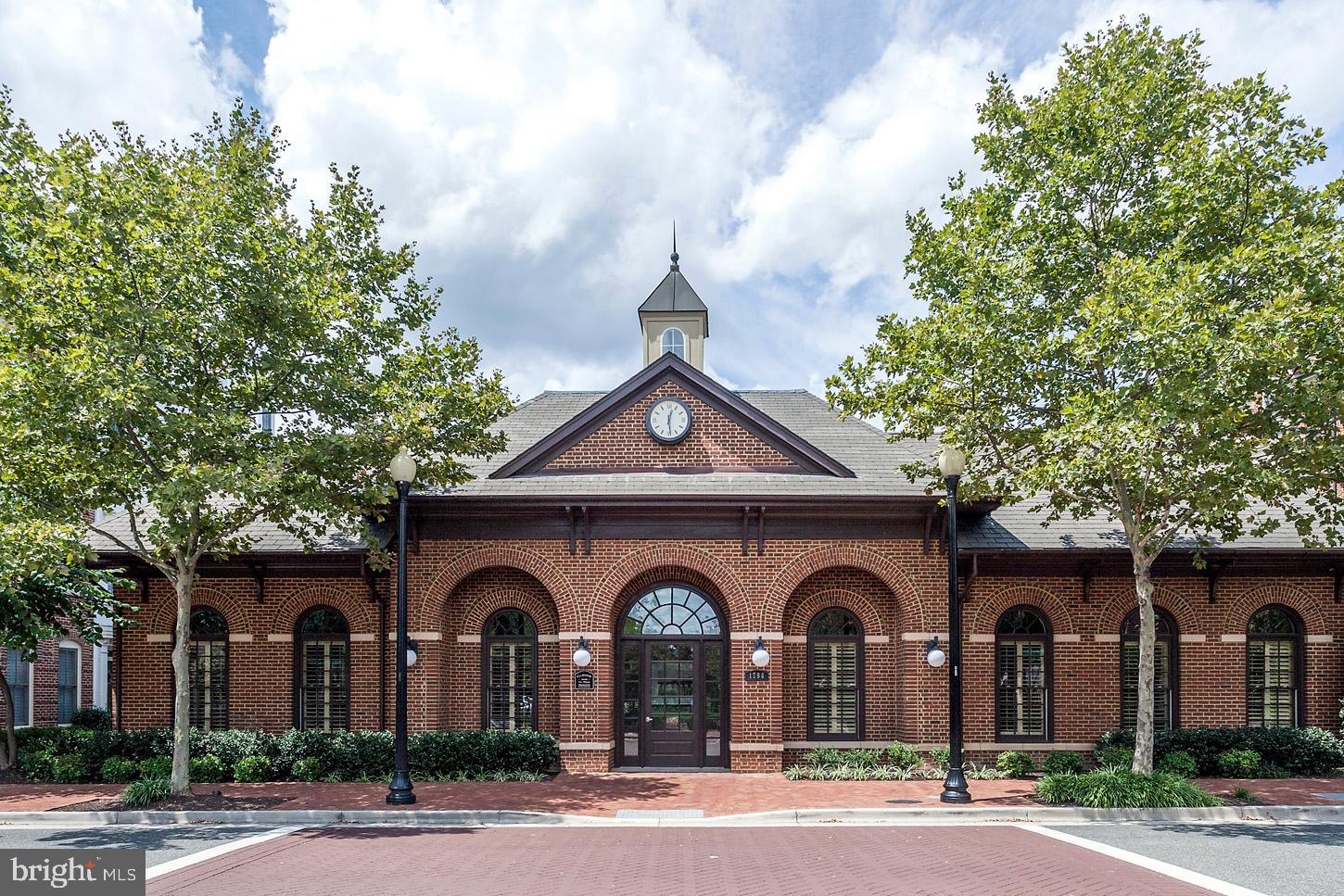 715 Carpenter Rd