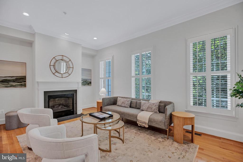 715 Carpenter Rd