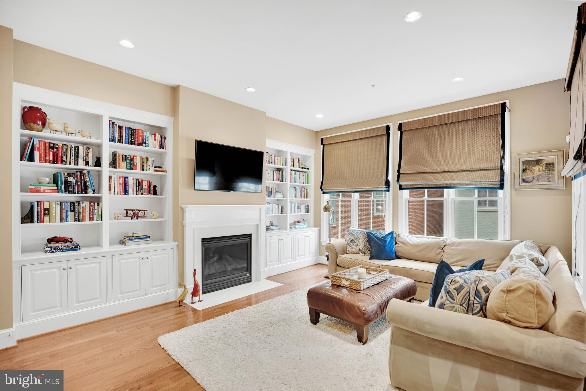 714 BRACEY LANE