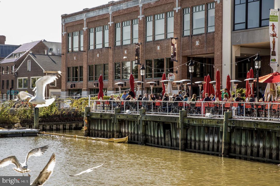 1023 N ROYAL STREET 214