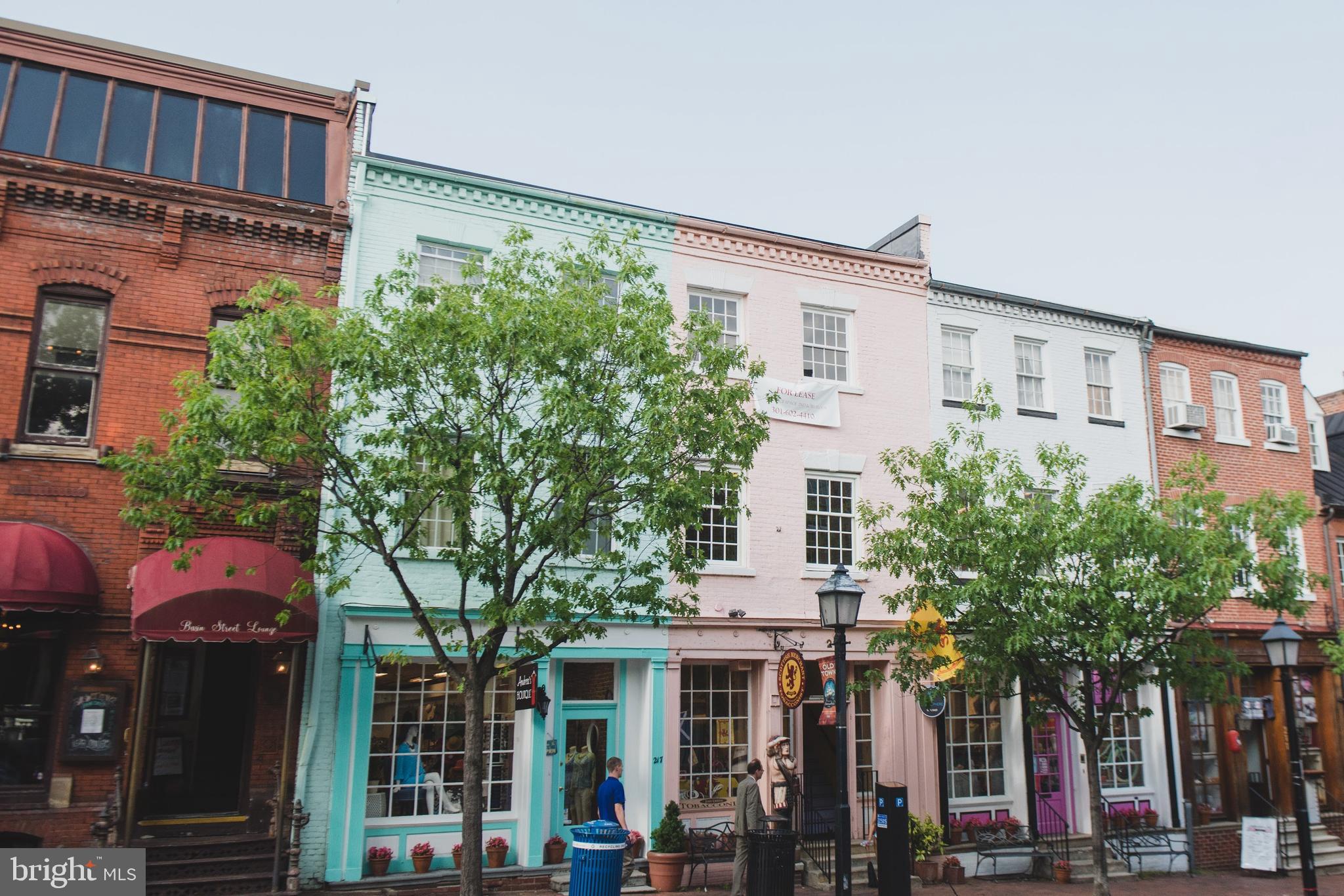 1023 N ROYAL STREET 214