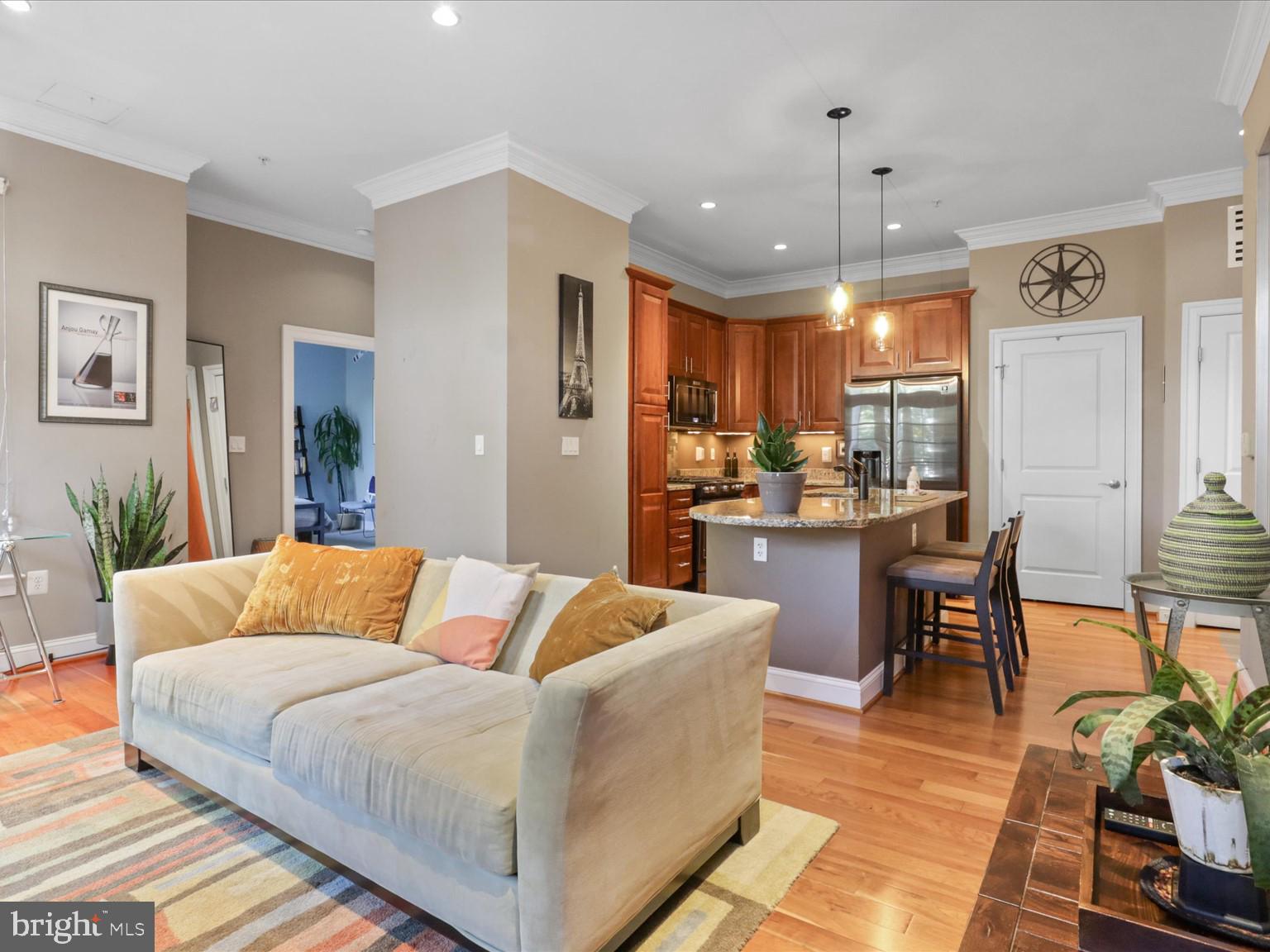 1023 N ROYAL STREET 214