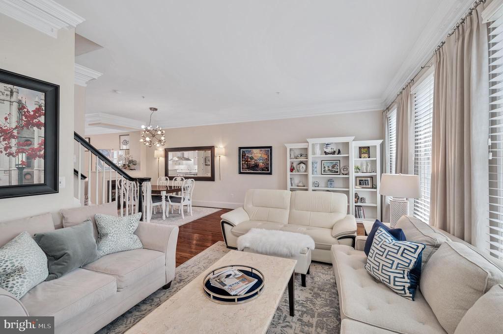 705 LYLES LANE