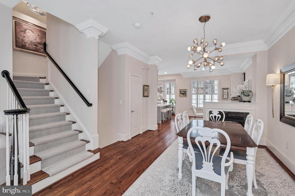 705 LYLES LANE