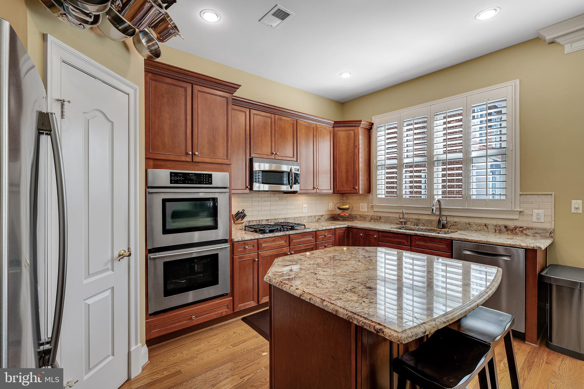 1769 POTOMAC GREENS DRIVE