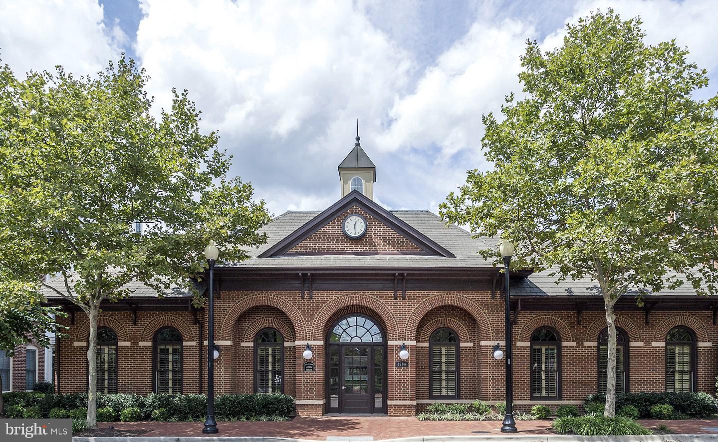 1769 POTOMAC GREENS DRIVE