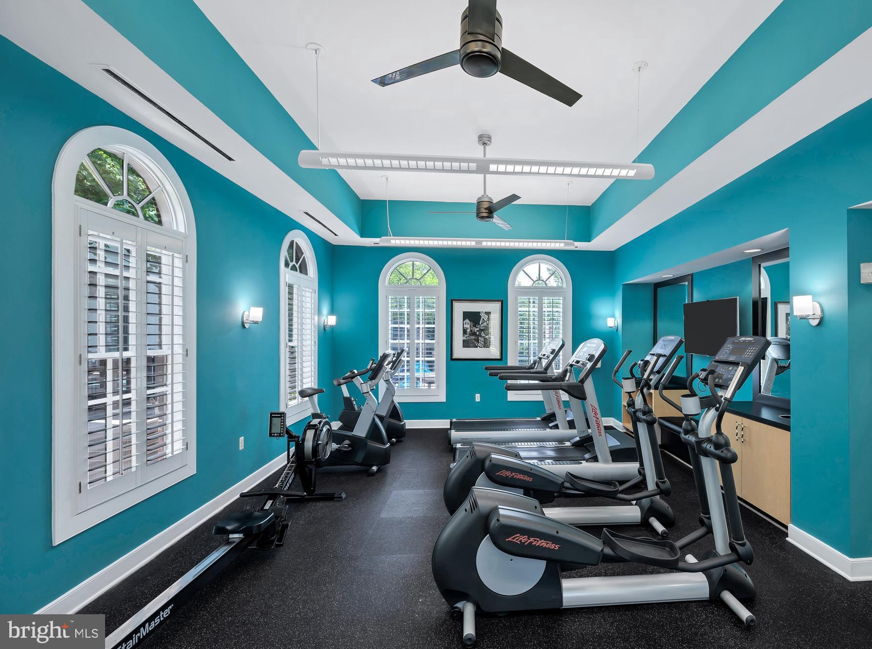 1769 POTOMAC GREENS DRIVE