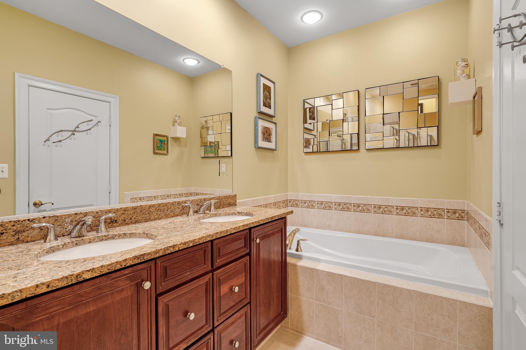 1769 POTOMAC GREENS DRIVE