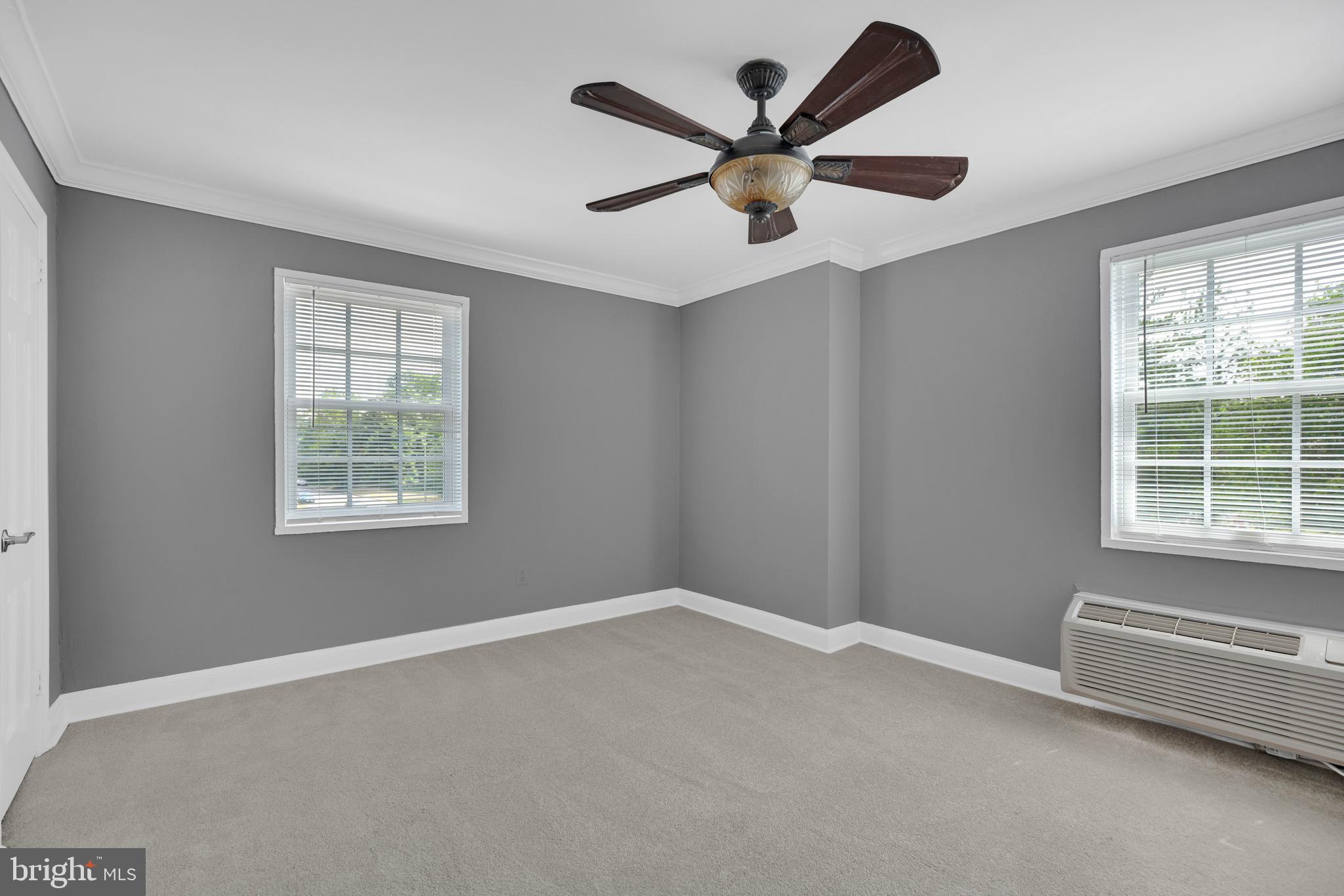 1700 W ABINGDON DRIVE 203