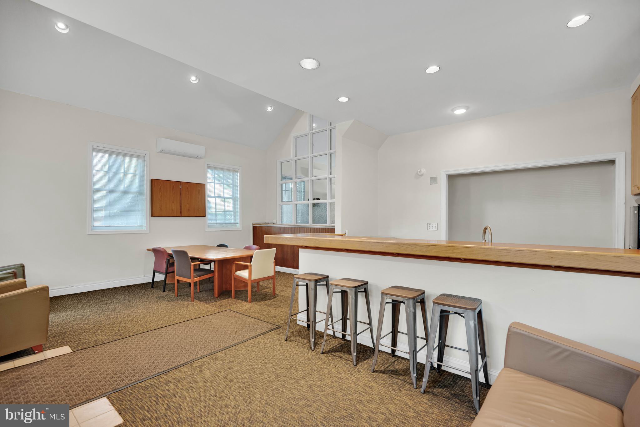 1700 W ABINGDON DRIVE 203