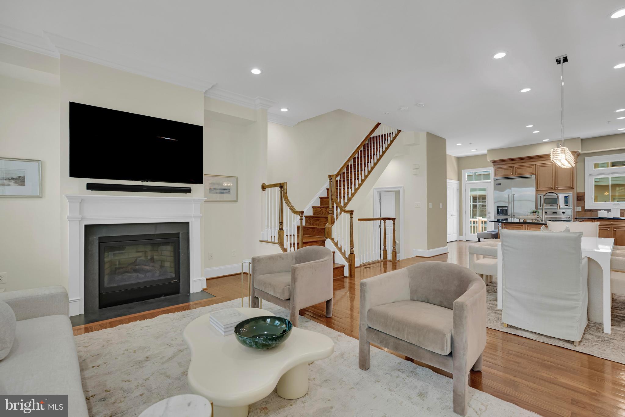 1818 POTOMAC GREENS DRIVE