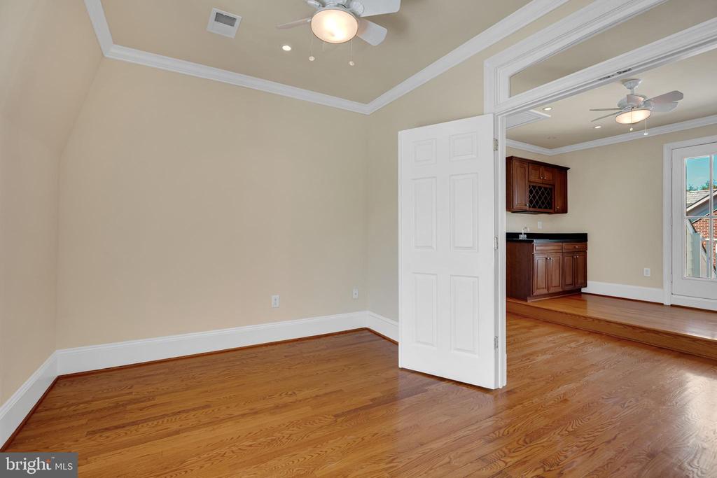 1730 CARPENTER ROAD