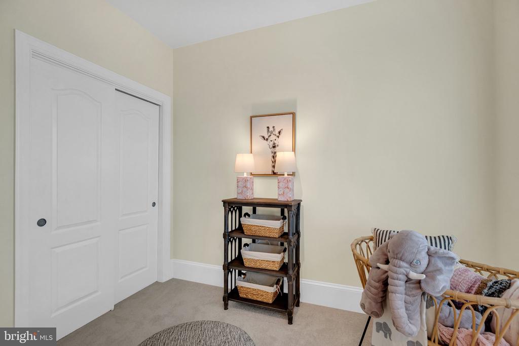 1722 POTOMAC GREENS DRIVE