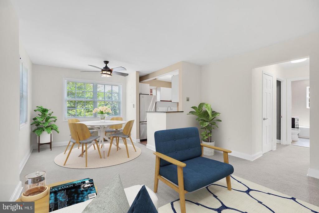 1700 W ABINGDON DRIVE Unit: 203