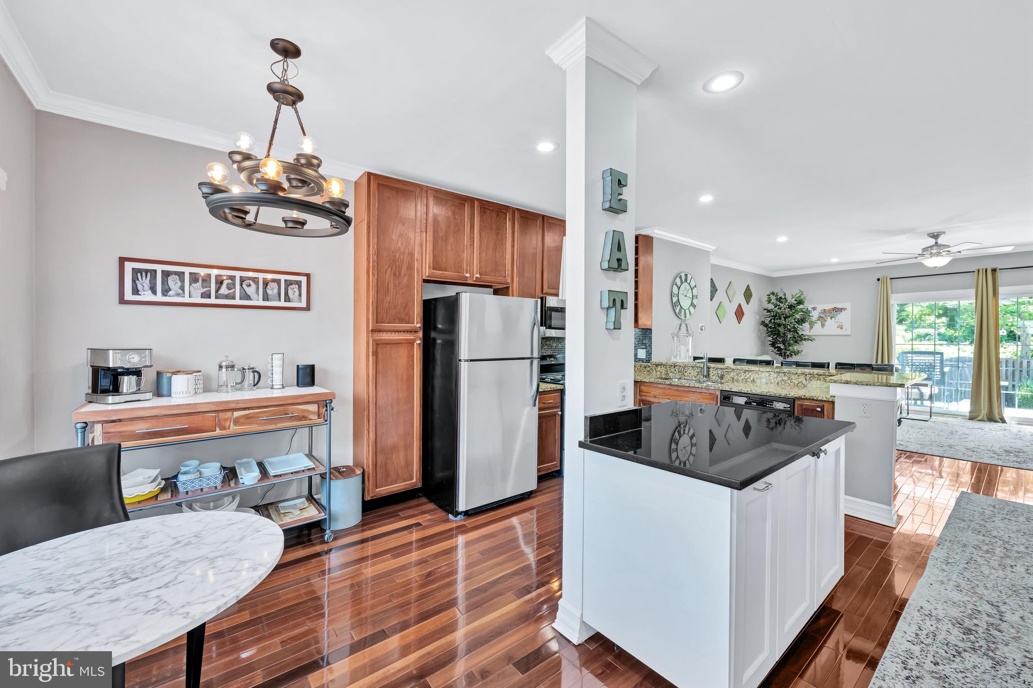 3706 Hampton Ct