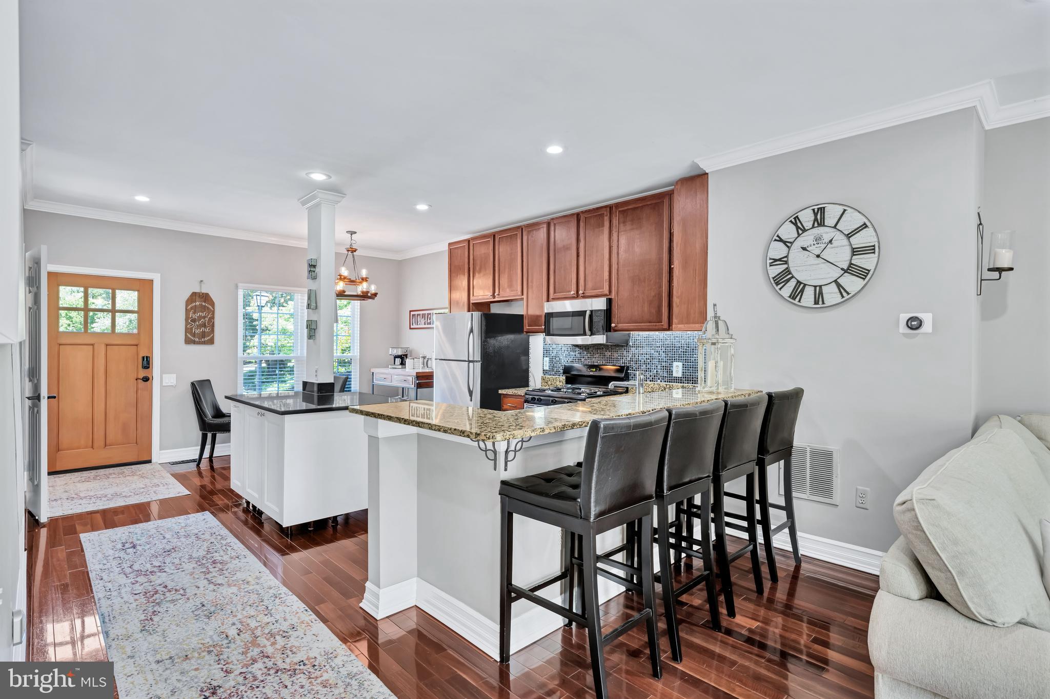 3706 Hampton Ct