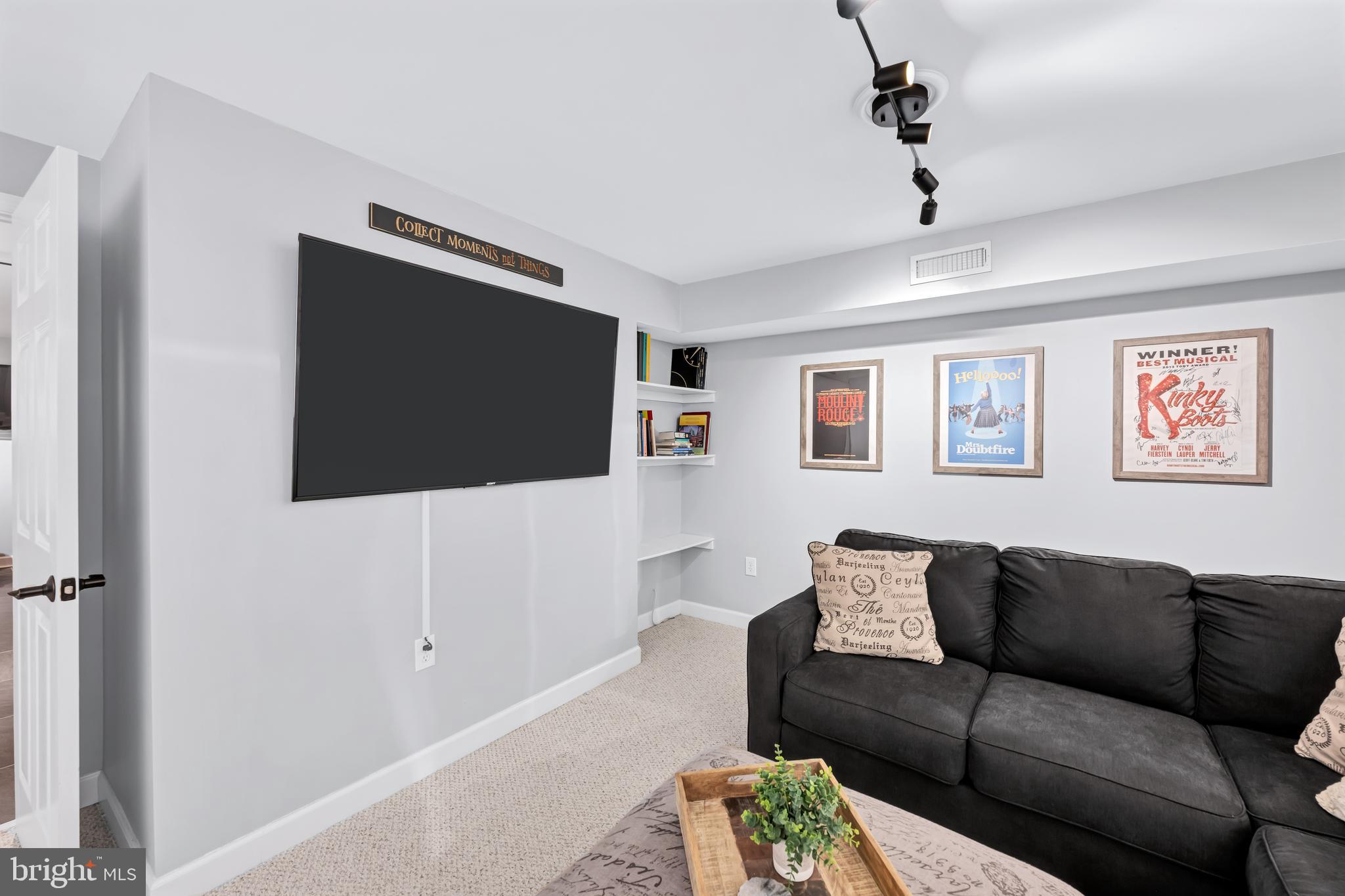 3706 Hampton Ct