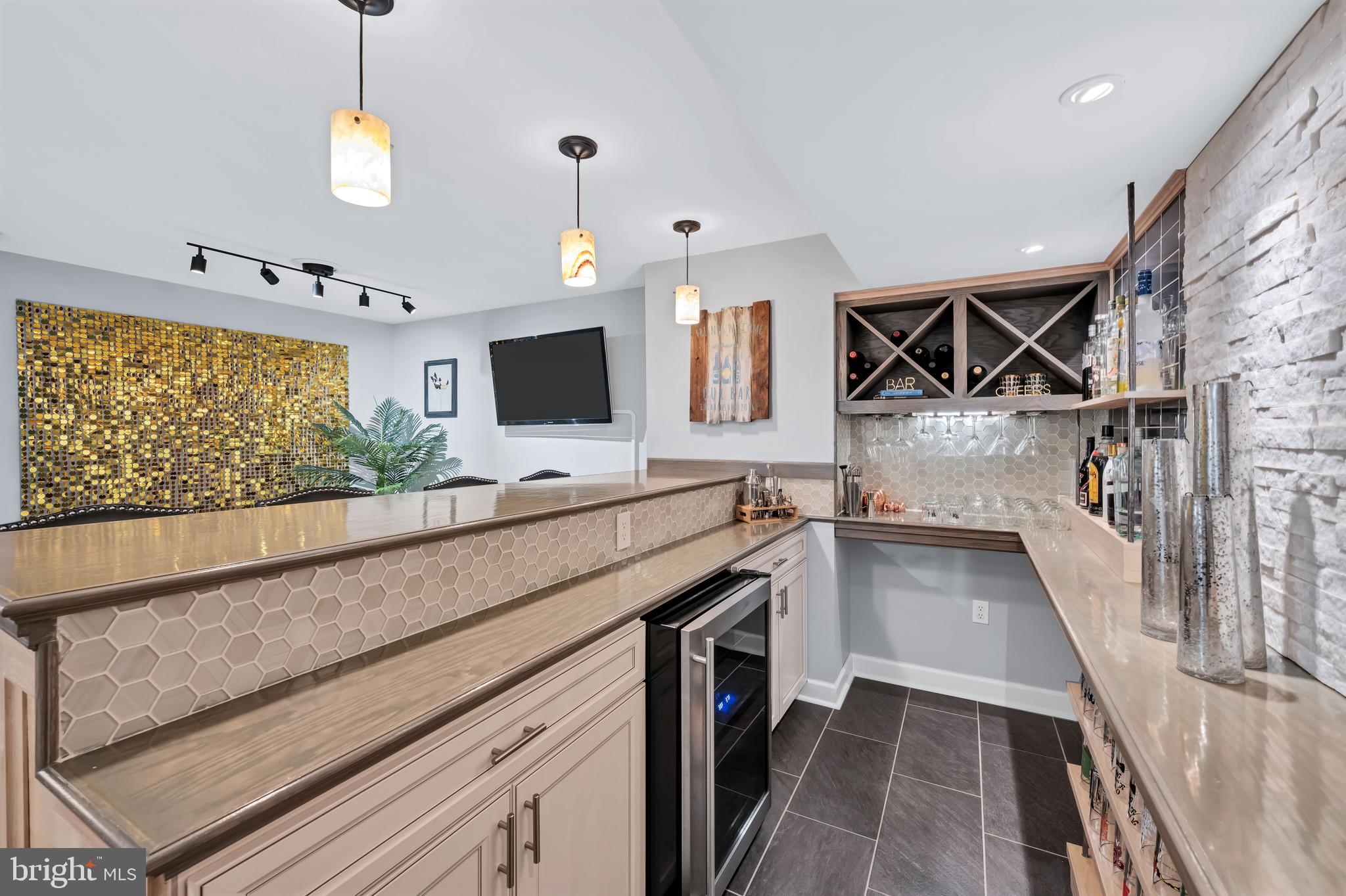 3706 Hampton Ct