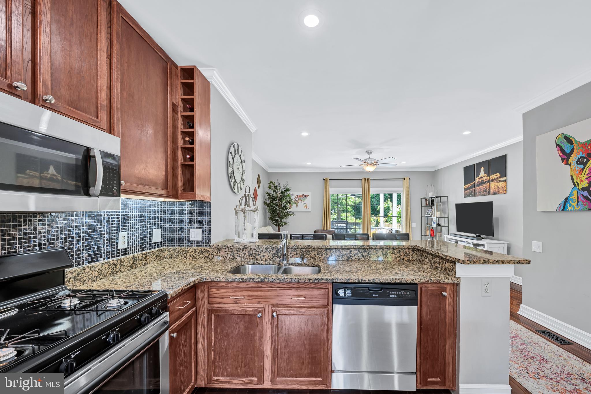 3706 Hampton Ct