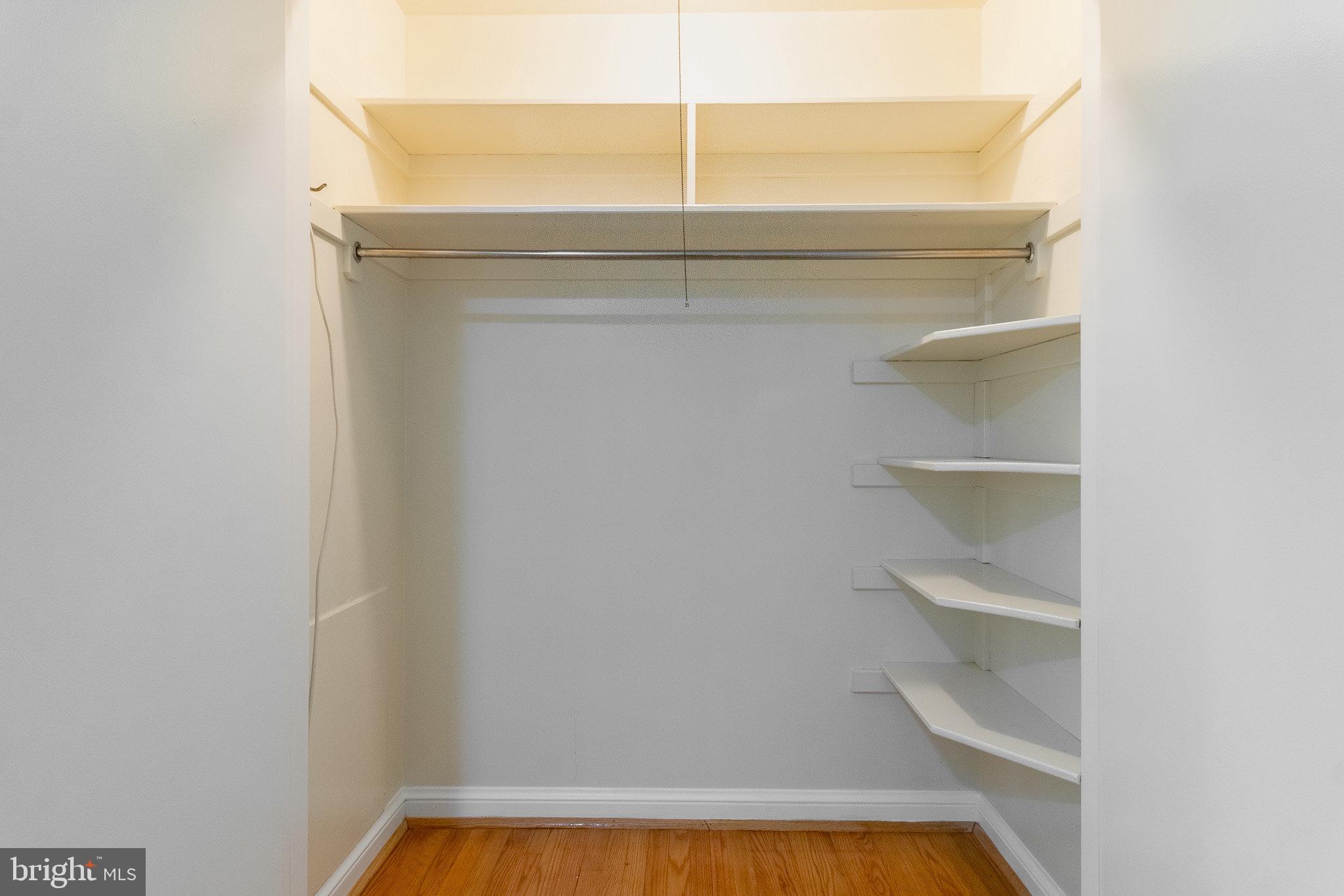 7123 PARK TERRACE DRIVE