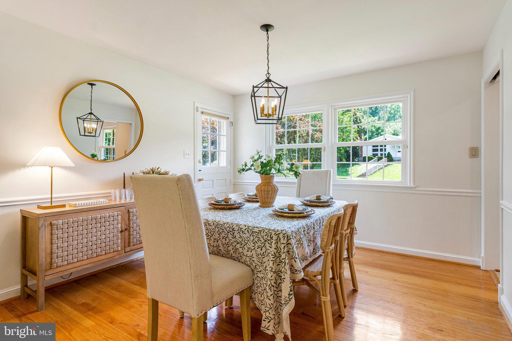 7123 PARK TERRACE DRIVE