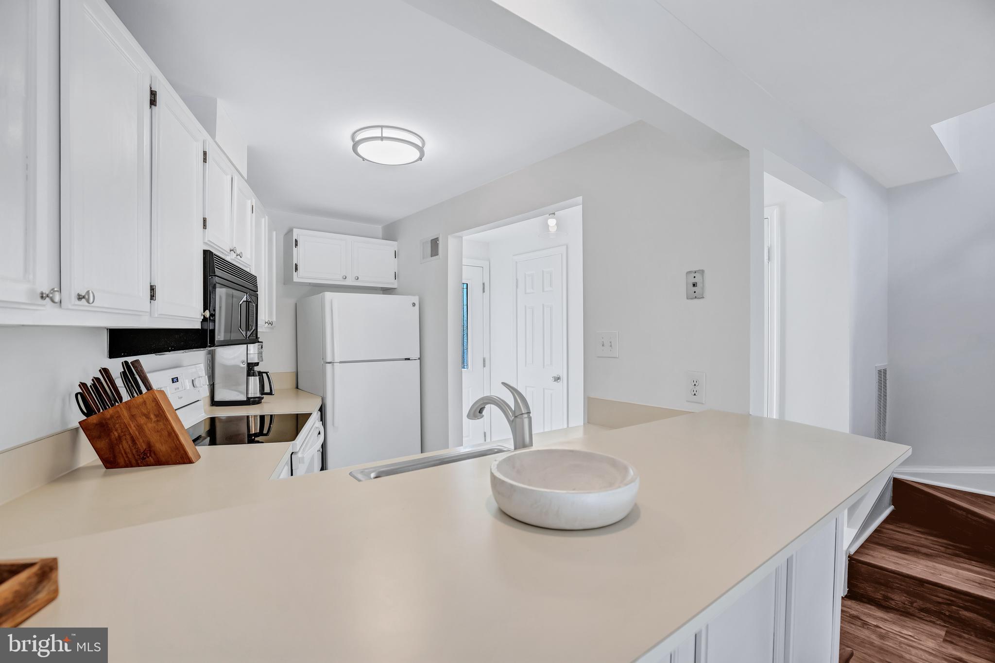 6190 Little Valley Way